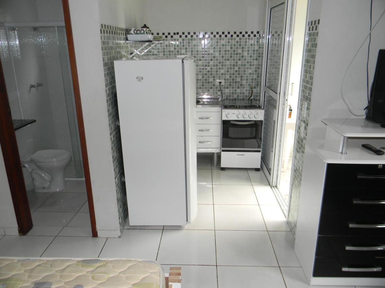 Villa Kitnets & Flats à Ubatuba Extérieur photo